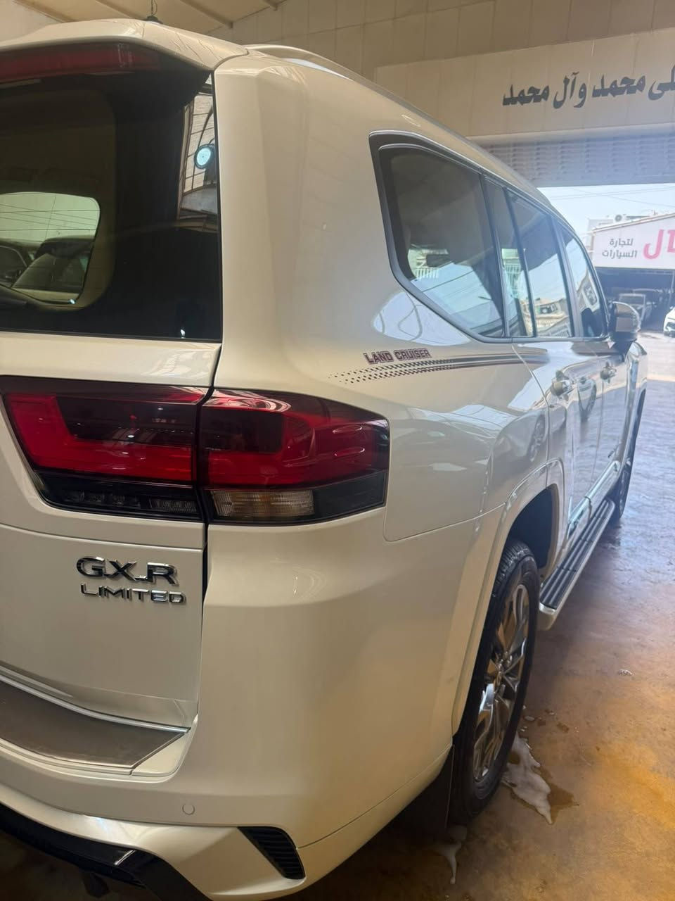 السلام عليكم 🌹
لاندكروزر GXR Premium Limited
موديل 2024
بريم لمتد – GXR
🔹 كفالة عامة
🔹 استخدام نظيف جداً
🔹 ماشية 34 ألف كم
🔹 بغداد
🔹 السيارة بحالة ممتازة
💰 السعر المطلوب: 675 ورقة
📞 ***********
