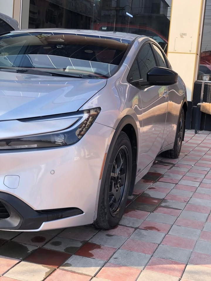جمعة مباركة
تويوتا بريوس Prius
2023 Le
هايبرد hybird بدون ارباك

ماشيه ٤٠ الف كيلو 
 
رقم بغداد باسمي
السعر 180وبيها مجال 
***********
مكان السياره الفلوجة
