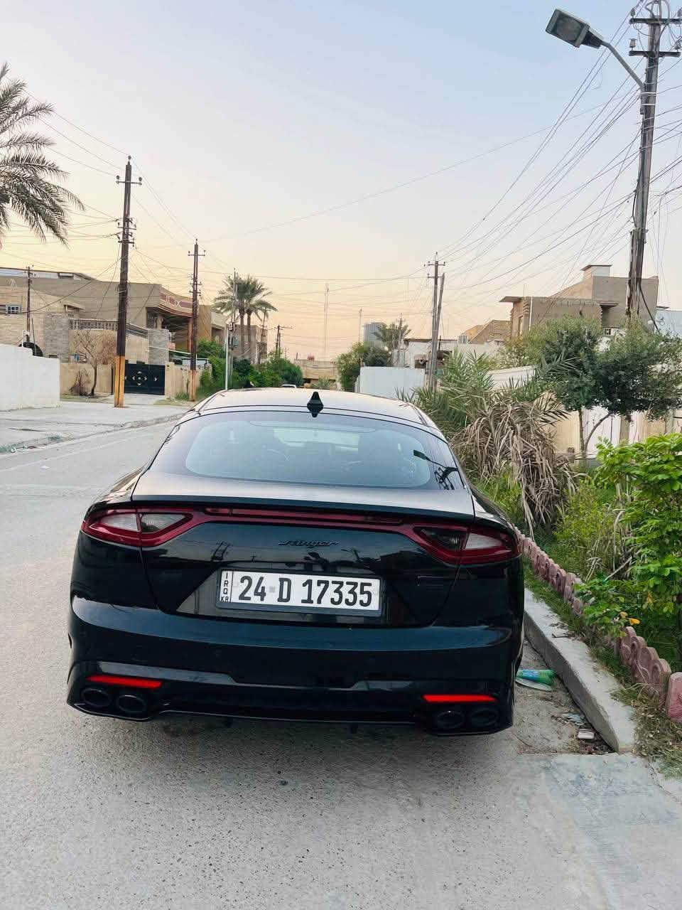السعر 165 وبيها مجال للشراي وترهم مراوس
كيا ستنجر2018  (gt2) اعلى فئه بيها
وسنويه قبل اسبوع جددتها ل 2030 
مزوده شوت kn وبلكات وبرمجه
تخم تاير وباتري  جديد وأدامه كامله
محرك: V6 توين تيربو
المواصفات : فول 1/1 
مواصفات هواي لاتعد ولاتحصى معروفه بال gt2
5وضعيات قياده
(Eco+comfort+sport+smart+costm)
 نظام داتا شو(يعرض السرعة وباقي تفاصيل السيارة على الجامة مقابيل السايق)
تشغيل عن بعد 
رادارات جانبيه 
رادارات امامي وخلفي 
رادارات بالمري ونقطه عمياء 
كاميرا 
دخول ذكي اربع ابواب 
لدات ترحيب جميع الابواب وترحيب باللد النهاري
عدسات digital adaptive led تتحرك مع المقود 
iso fix لتثبيت مقاعد الاطفال
انذار مانع سرقه
رادار للفرمله التلقائيه
نظام صوتي 
نظام ملاحه navigation 
نظام auto hold 
نظام auto stop
ماسحات متحسسه للمطر 
شاشه تحتوي ابل كار بلي واندرويد اوتو وعلى كافة المعلومات والتحكمات 
هيدروليك متكيف في وضعية القياده الرياضيه 
بانوراما 
بريكات بريمبو اربعه بستم
كشنات جلد مع خاصية التدفئه والتبريد
تحكمات كشن كهربائيه 
ستيرن كهرباء ذكي 
تبريد قطعتين تبريد منفصل مناخ كامل بدون اي نقص 
شفتات خلف المقود 
بصمة تشغيل
اضاءه ترحيبيه داخل المقابض 
كروس كونترول 
تحكم صوتي 
السياره 4matic دفع رباعي 
حجم العجلات 19 
نظام مانع انزلاق وabs 
مري شفط واشاير بالمري 
لدات اناره مخفيه داخليه بالدشبول مع امكانية تغيير الالوان
حساسات بالكشن
وبعد هواي مواصفات بيها 
حادثها مال امريكه موجود ب الصوره ربع الجاملغ صبغ وبغداد نحكت حكه حيل بسيطه يم الباب نرشت عله كدها وموجوده عندي صوره وبيها مكانين بارد 
السياره مابيها اي نقص سيرفس كامل جديد من كل نواحي 
گير ومحرك خير من الله ومكفولات من اي شيء 

للاستفسار  اكثر خاص اوالاتصال 
***********
مكان السياره ميسان
