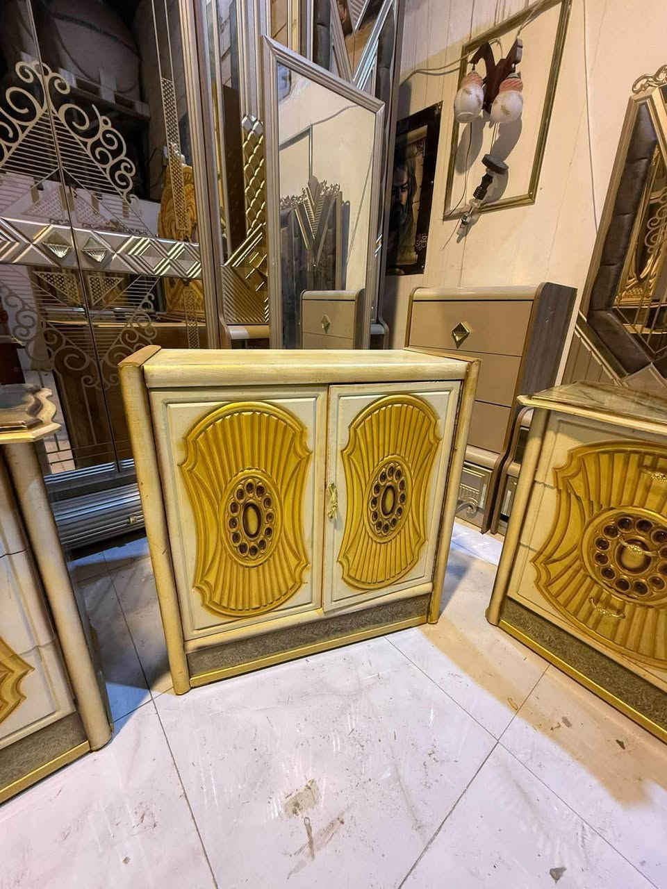 🛏️ غرفة صاج مستعملة ✨
🔥 صبغ حراري كوالتي عالي
✨ نظافة الغرفة 90%
💰 السعر: – 800 ألف***********
🚚 شامل شد ونقل داخل بغداد مجاناً محافظات بكروة
