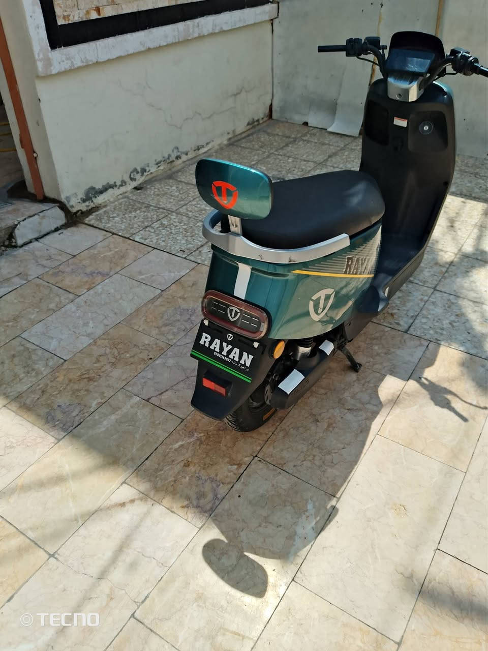 ريان C2 • شحن • ٦ بطاريات