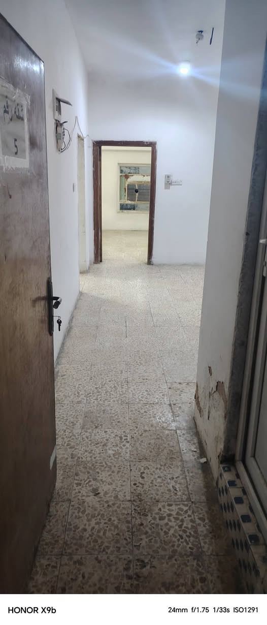 يوجد لدينا
شقه للايجار طابق اول

غرفتين كلدور مطبخ صحيات

سعر الاجار 250 الف

الماء والكهرباء والانترنت واصل علينا

حله حي المهندسين قرب مركز تأهيل الجرحى

للاستفسار الاتصال على الرقم ***********
