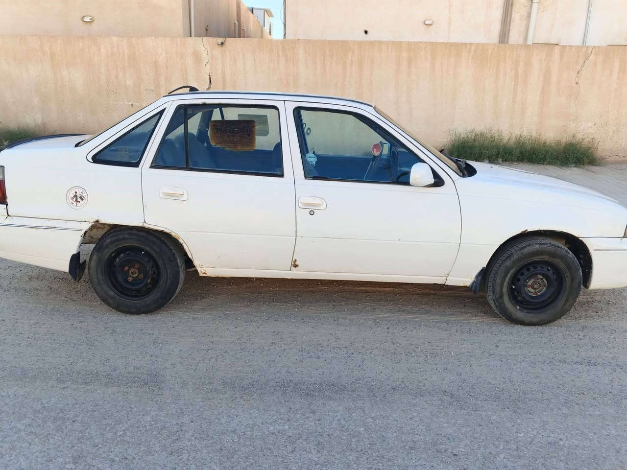 السلام عليكم...دايو سلو موديل 95 رقم بغداد مشروع سنوية 28 تنتهي تبريد تدفئة لايت زنون دوشمة جديد كهربائيات كلها شغالة كير ومحرك شرط #السعر_28_وبيها_مجال مكانها تكريت القادسية للاستفسار ***********
