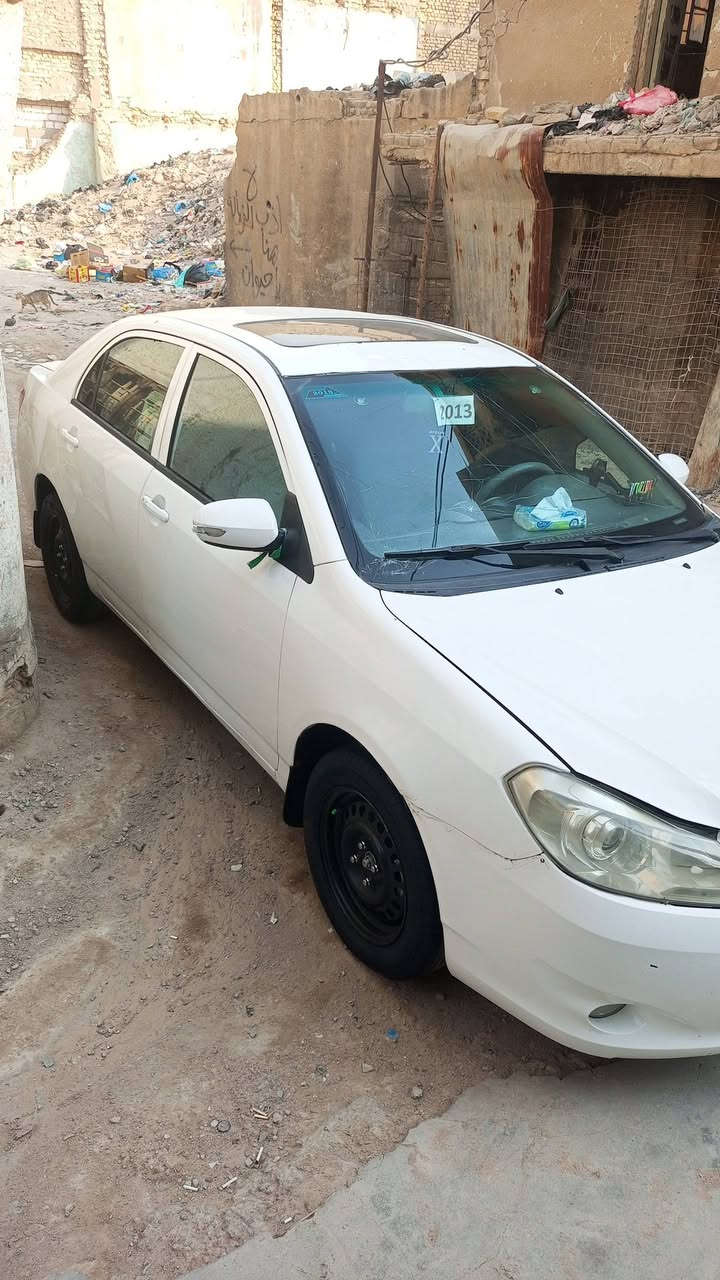 السلام عليكم سياره للبيع بي واي دي g٣ مديل ٢٠١٣ تبريد شغال ابيع كوم حديد سعر ٤٥ بيه مجال بسيط العنوان الزبير جمهوريه الاوله ***********
