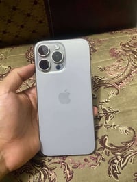 ايفون 15 برو ماكس • ٥١٢ • بطارية ٨٥٪
