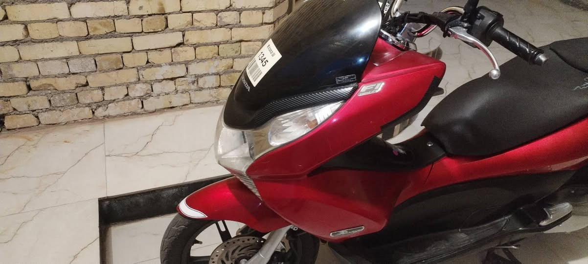 سلام عليكم....
دراجة (PSX)...(جيل الاول) ياباني
🛵للبيع  السعر ١٣ ورقه ونص
دراجة شلعه معدل كهربائيات كلهه شغاله 
دراجة جديده  بلادية
أي نقص مابيهة
جيب فيتر وتعال افحص
العنوان ميسان العماره
 ***********
