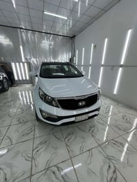 سبورتج 2014  خليجي فول عده البصمة ماشية 159 الف   المواصفات  1- بانورا...