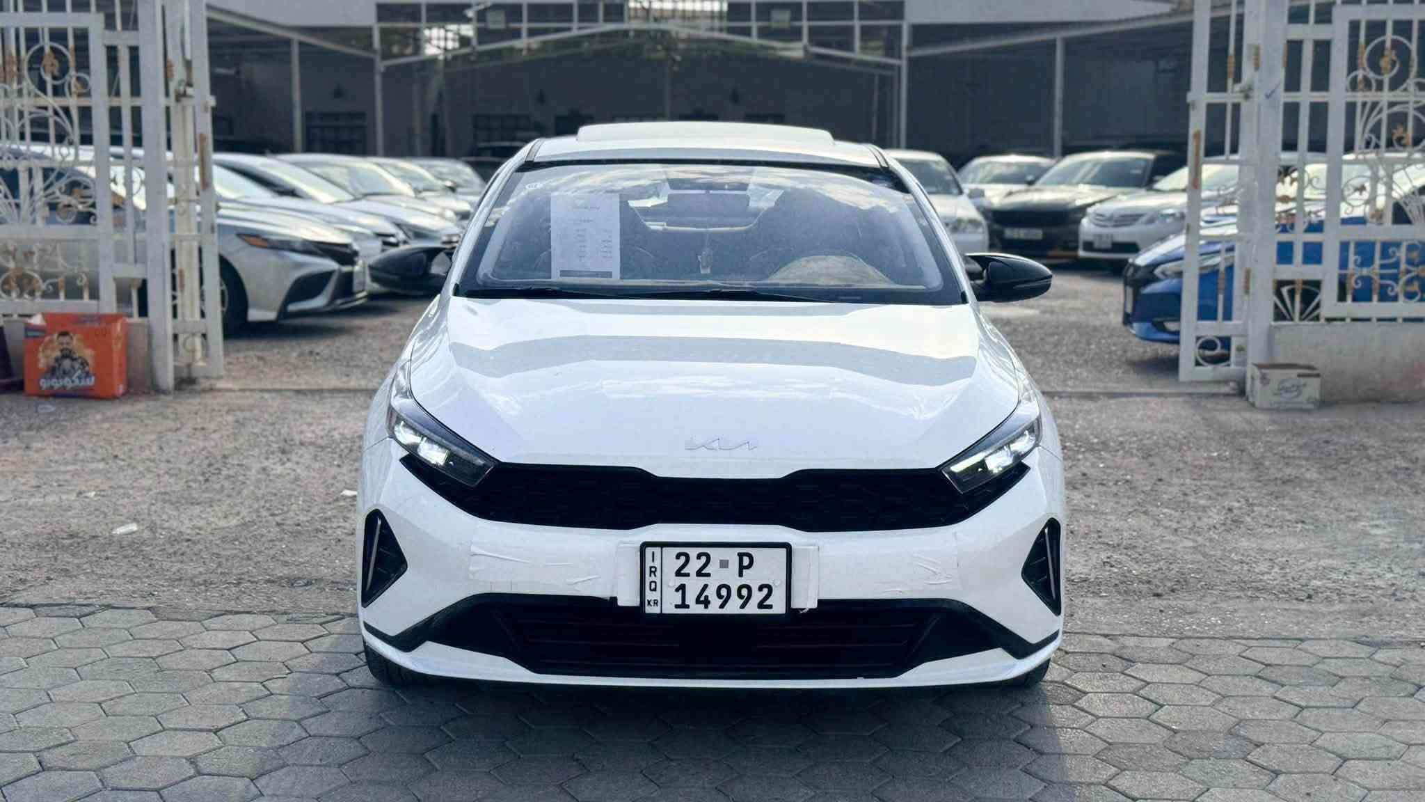 كيا K3 2025 وارد خليجي 🤍
للبيع كيا K3 موديل 2025 وارد خليجي.

المواصفات:

* فتحة سقف.
* شاشة لمس.
* كاميرا خلفية.
* حساسات خلفية.

الممشى: 24 ألف كيلومتر.

السيارة نظيفة جداً، جاهزة للاستخدام ولا تحتاج أي مصروف، والفحص خير دليل.

📍 عنوان
الأنبار - الرمادي -.

📞 للاستفسار يرجى التواصل على:

***********
