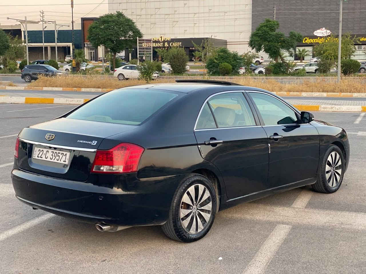 geely emgrand8 2013
سەیارەکی لۆکو ماڵی دۆست فول مواسەفات 
گێرو مەکینە مستەر بۆشی مەرغوب
کوشن جڵد 
تەبرید لەمس 
سلایت 
پەردە بیلادی 
تەبرید لەمس 
ئەبیئێس 
شاشەو کامێرا 
چوارجام ئۆتۆ 
لایت عەدەسەو بەگ لایت ئێڵ ئیدی 
کامل زینۆن 
تەحەکوماتی لایت کارەبای 
ئاوێنە ئیشارەتو کارەبای 
ئەیبی ئێس هەرچوار تەگەر دیسک 
سەنەوی ژینگە و ڕێگەوبانی نوێیە تا 5/2028
سەیارەکە دوو دەستە زۆر کەم ڕۆشتوو 130 هەزار ڕۆشتوو سپێری دەنەگیراوە چوار تایەی لۆکی لەژێرە گێر مەکینە بەشەرت تازە سێرفزی عامم کردووە سەیارەی ماڵە هی مەعامەلە نیە لای سەکن  دوو بنە دەرگای لەگەڵ پەڵەیەک چامڵغی دواوە خۆی لێ خشێنراوە پەم کراوە دەعمی نیە دواوەو پێشی کەپسە بەقەی یەک نوکە دەرزی کاڵ بونەوەی نیە 70 گەڵاو مەعامەلە 
***********
