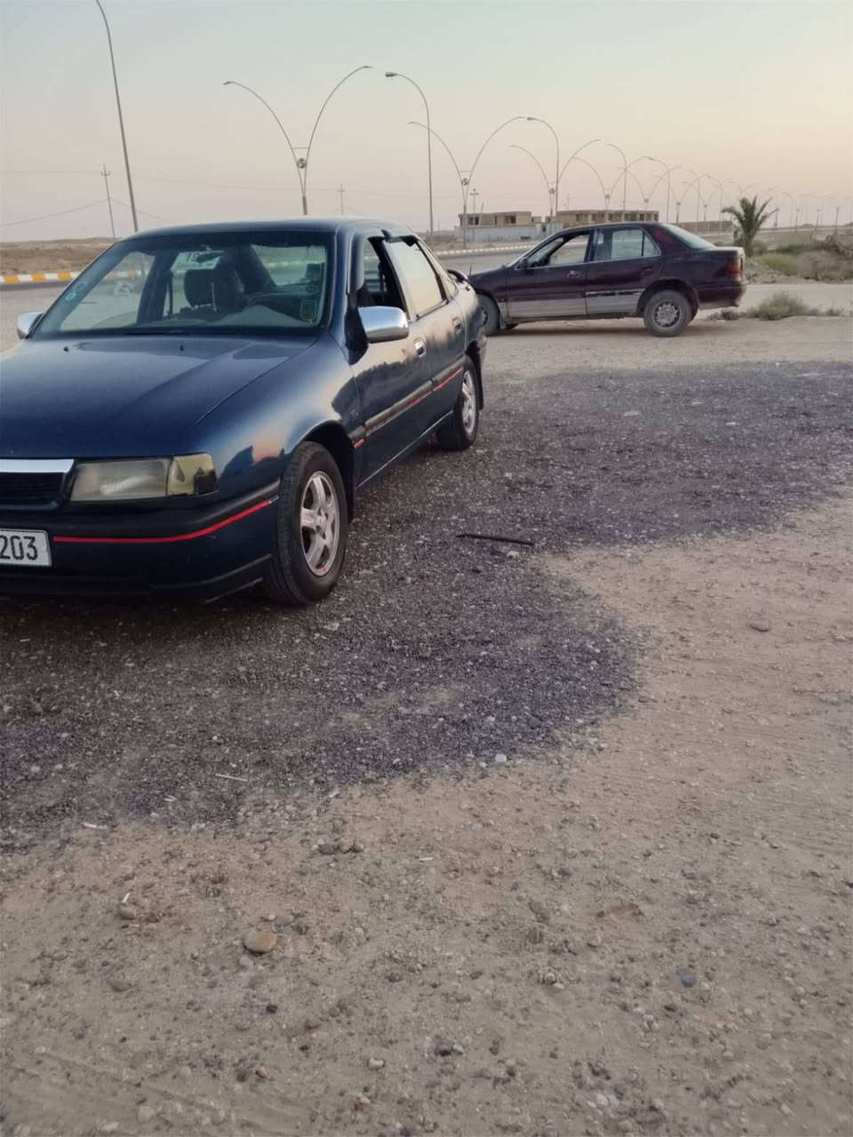 سلام عليكم سياره لبيع اوبل فكتره موديل ٩٢ لاتصا ل على رقم *********** وبيه واتساب
