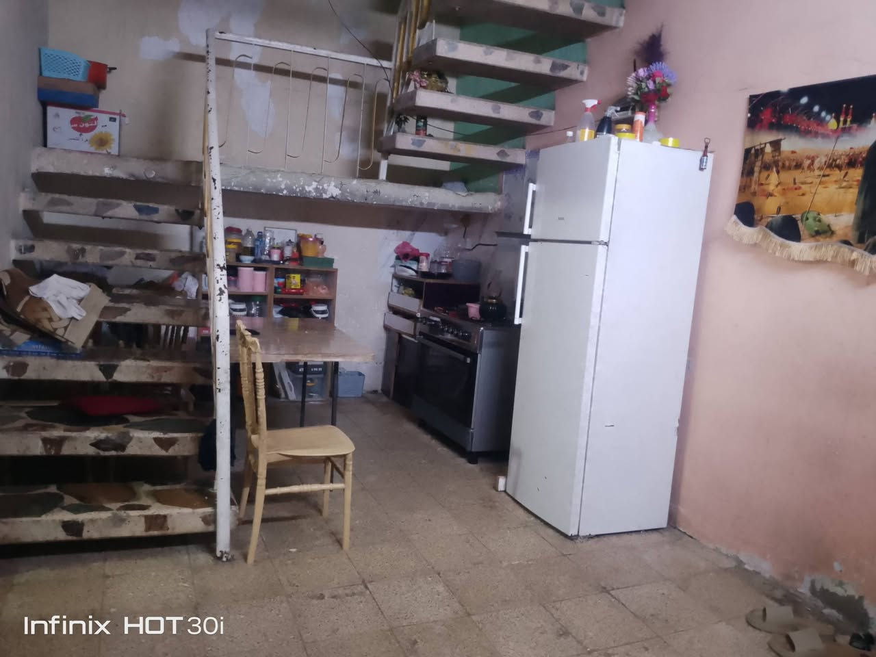سلام عليكم بيت للبيع في بغداد الكماليه شارع البداله قرب روضة امنه المساحه 207 متر لمزيد من التفاصيل الاتصال على ***********
