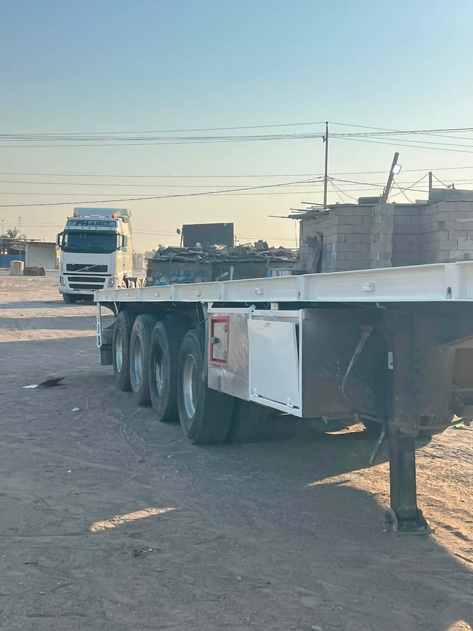 لبيع عربانه حداديه جوبلس ٢ سحال ٢ ثابت طول ١٣و٦٠ تايرات جدد فوك نص عمر كهربائيات كلله شغال مكفوله شاصي دناكير مربع  ١٤  سعرها ١٢٠ ورقه بيه مجال 
مكاني كركوك ***********

