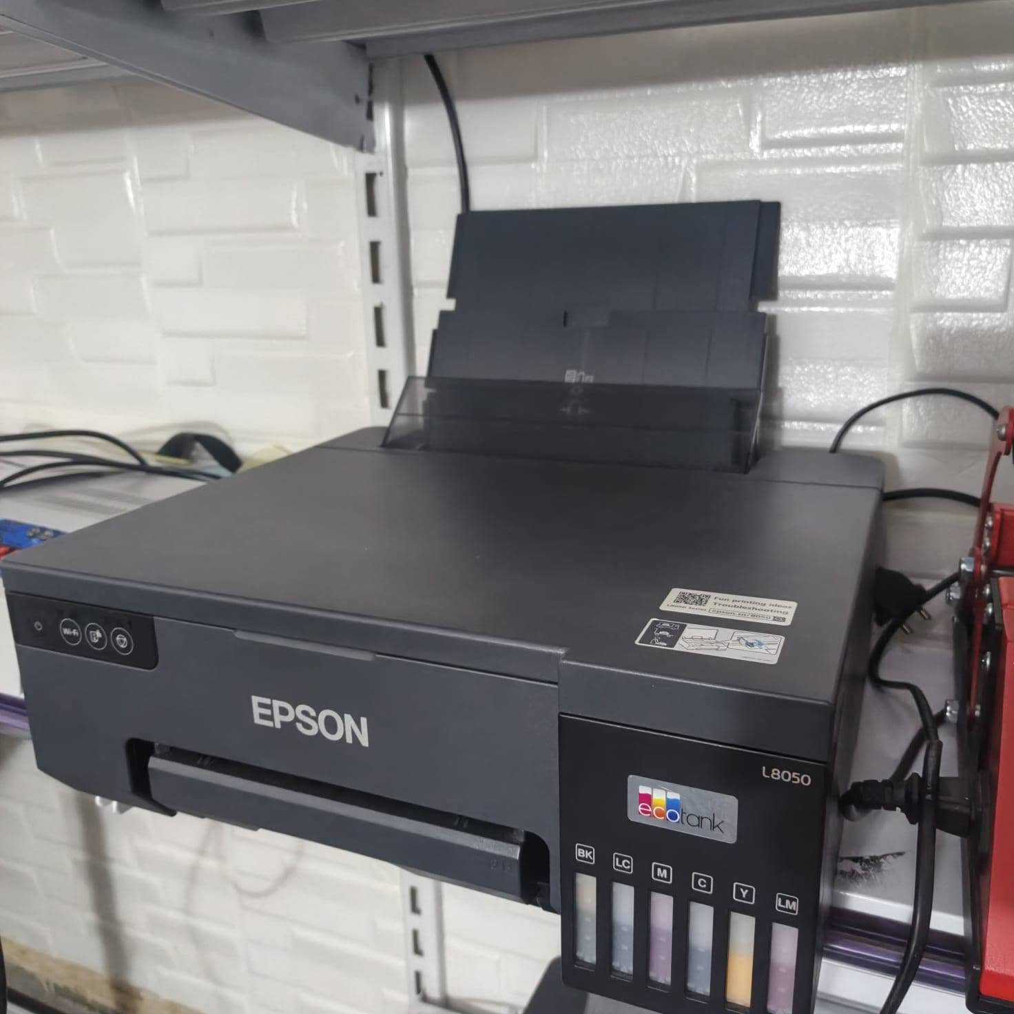 متوفر طابعة حرارية l8050 
السعر 350
***********

