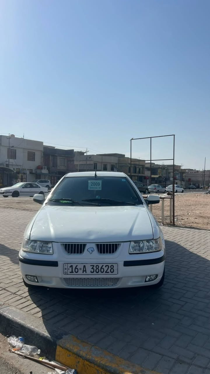 السلام عليكم سمند موديل ٢٠٠٩ 
مكينه كارتون 
حداده جديده
تبريد ثلج 
طخم تاير السياره كفاله 
السعر ٣٥ وبيها مجال 
***********
