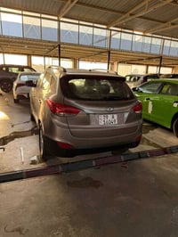 توسان • ٢٠١٢ • وارد خليجي