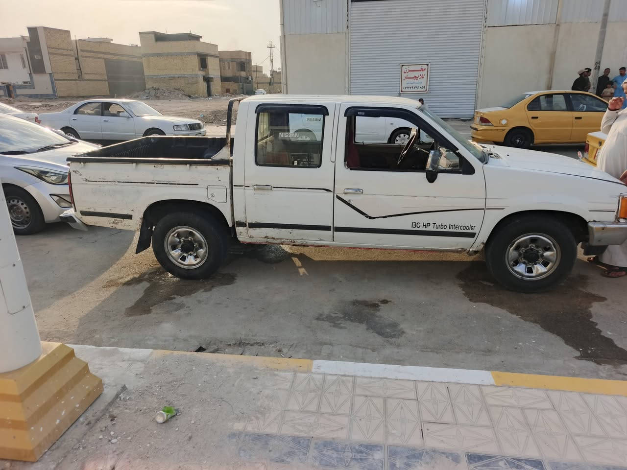 نيسان للبيع 91 محوره ونجي 6 مكينه او كير جدد تخم تاير تحويل مباشر كرهبايات كلها شغاله حداديه وصط سعر 43بيها مجال ***********
