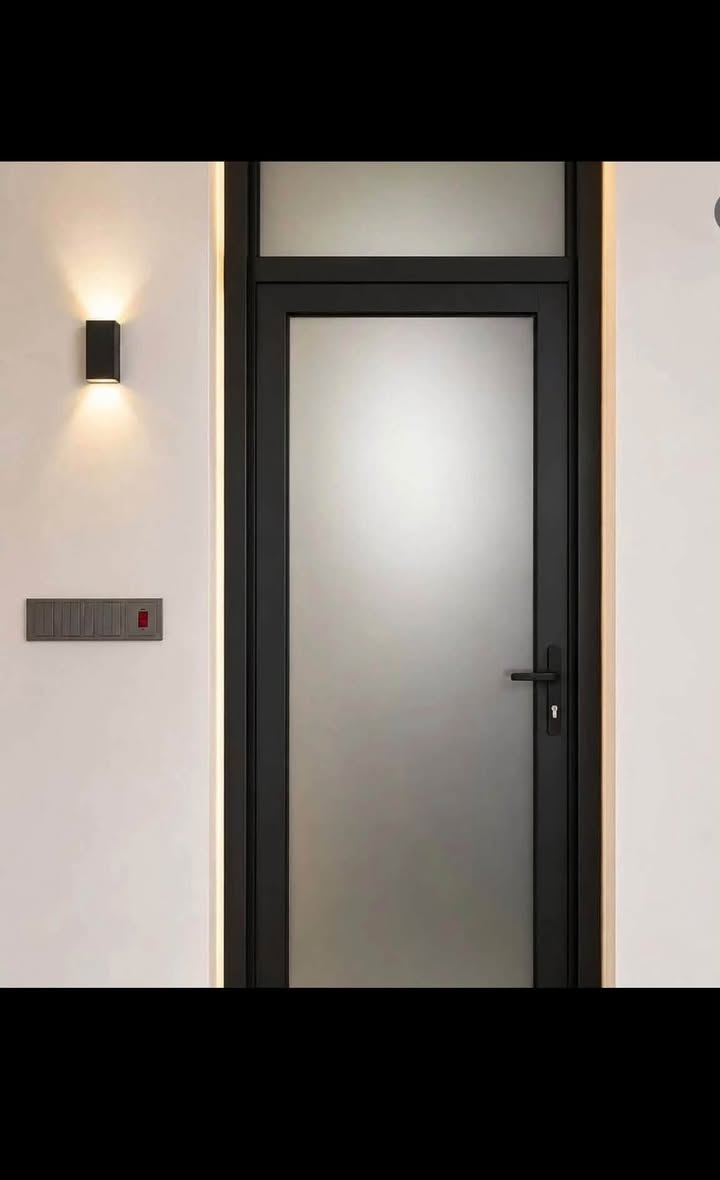🚪🪟 أبواب وشبابيك بتصاميم عصرية وجودة عالية

ننفذ أبواب وشبابيك للمشاريع السكنية والتجارية والدوائر الحكومية
بتصاميم حسب الطلب وتشطيبات أنيقة ✨

📐 أخذ القياسات
🚚 التوصيل والتركيب
🛠️ تنفيذ حسب الطلب
📞 ***********
📍 البصرة
