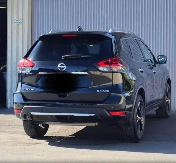 نيسان روج 
موديل 2020 رقم اربيل 
مواصفات SV AWD
فول مواصفات فقط بيدون فتحه
صبخ فقط بونند بيدون دواخل 
بيها مكانين تعديل شي قليل 
ماشيه 48 mil
سياره جديد بيدون اي مصرف 
مكان سياره عقره 
سعر 147 بيها مجال 
عليها 7 اوراق غرامه ينزل من سعر 
رقم بي وتساب *********** اكر, نينوى
