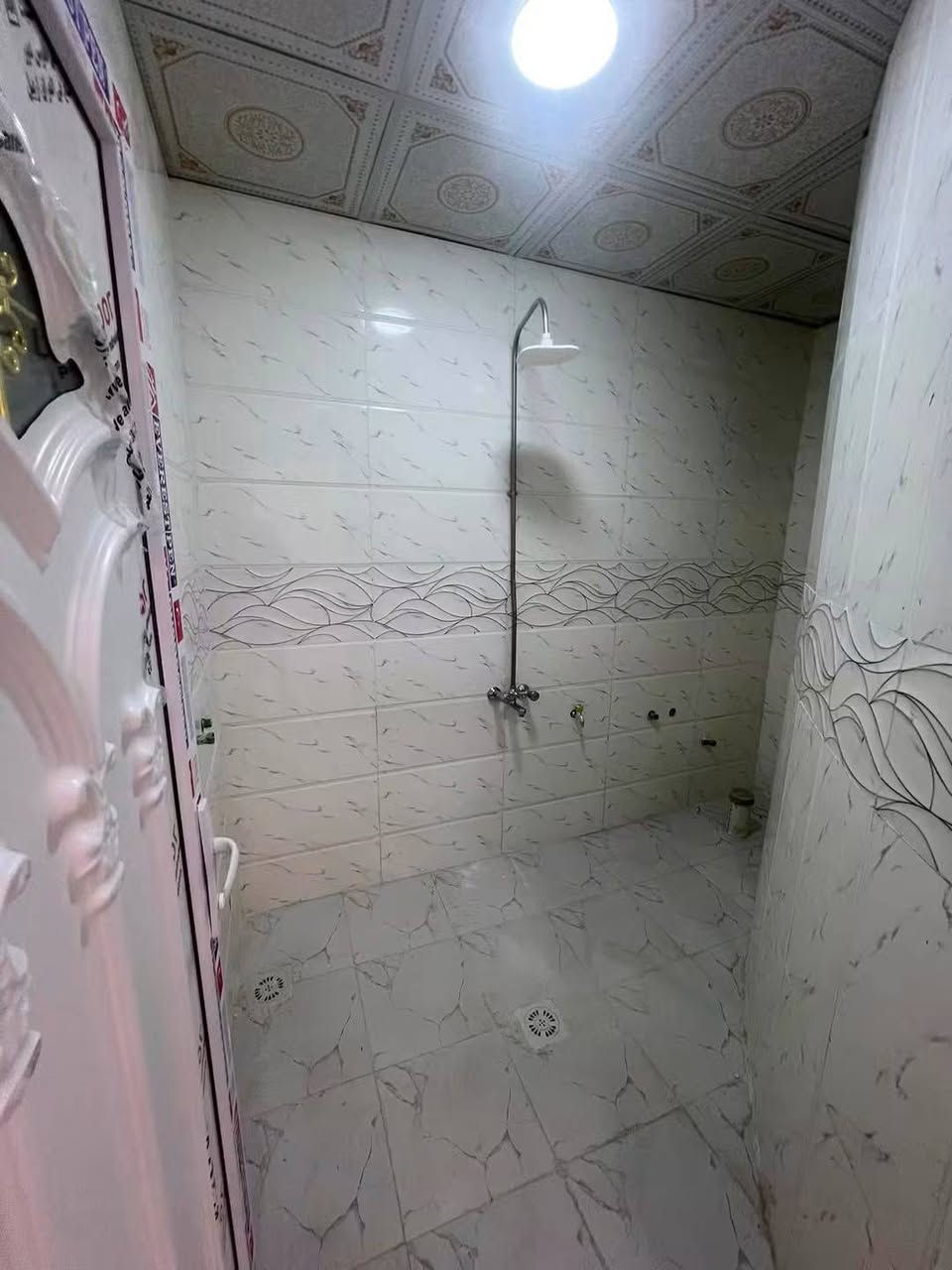 بيت للبيع حي دوانم المعمل 150 متر
قاطين قريب عل جامع مكيه شارع تبليط
متكون من ٤ غرف نوم وباقي التفاصيل
السعر عل خاص
الاستفسار ***********
