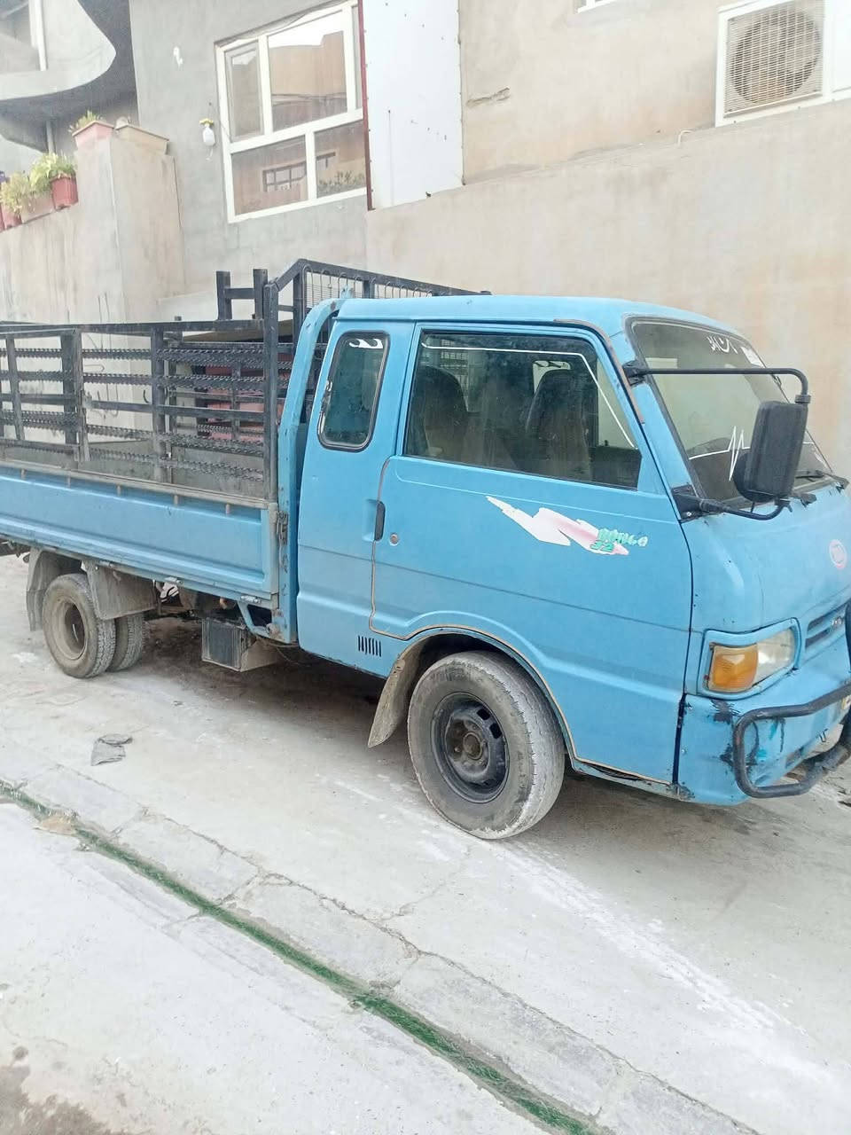 السلام عليكم كيا بنكو مديل 1996حصه كاز بيه صبغ شركه معمره قبل شهر رقم نينوئ انكليزي شرط التحويل السعر 60ورقه التواصل على الرقم ***********؟***********

