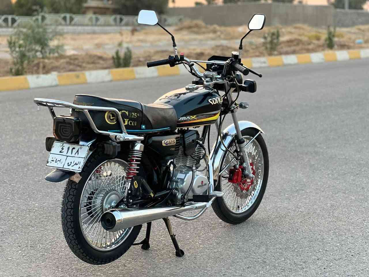 سەرەتا بەناوی خوا ئەم ماتۆڕە بۆ فرۆشتن ڕەقەم سلئمانی بەشەرتی تەحویل و بەناو کردن
مۆدیل 2025سفرە 
گئچ ئەلیکترۆنی ماتۆرەکە پئویست بەوەسف ناکا
١مانگە دەر کراوە 
تاقم ئیسپانەی بیلادی تیایە 
نرخی ملوئن 500مەعمەلەیە برایانە

چەمچەماڵ
***********
***********
وەتسئاپ ڤایبەر لەسەرە 
ئەدمین❤️
