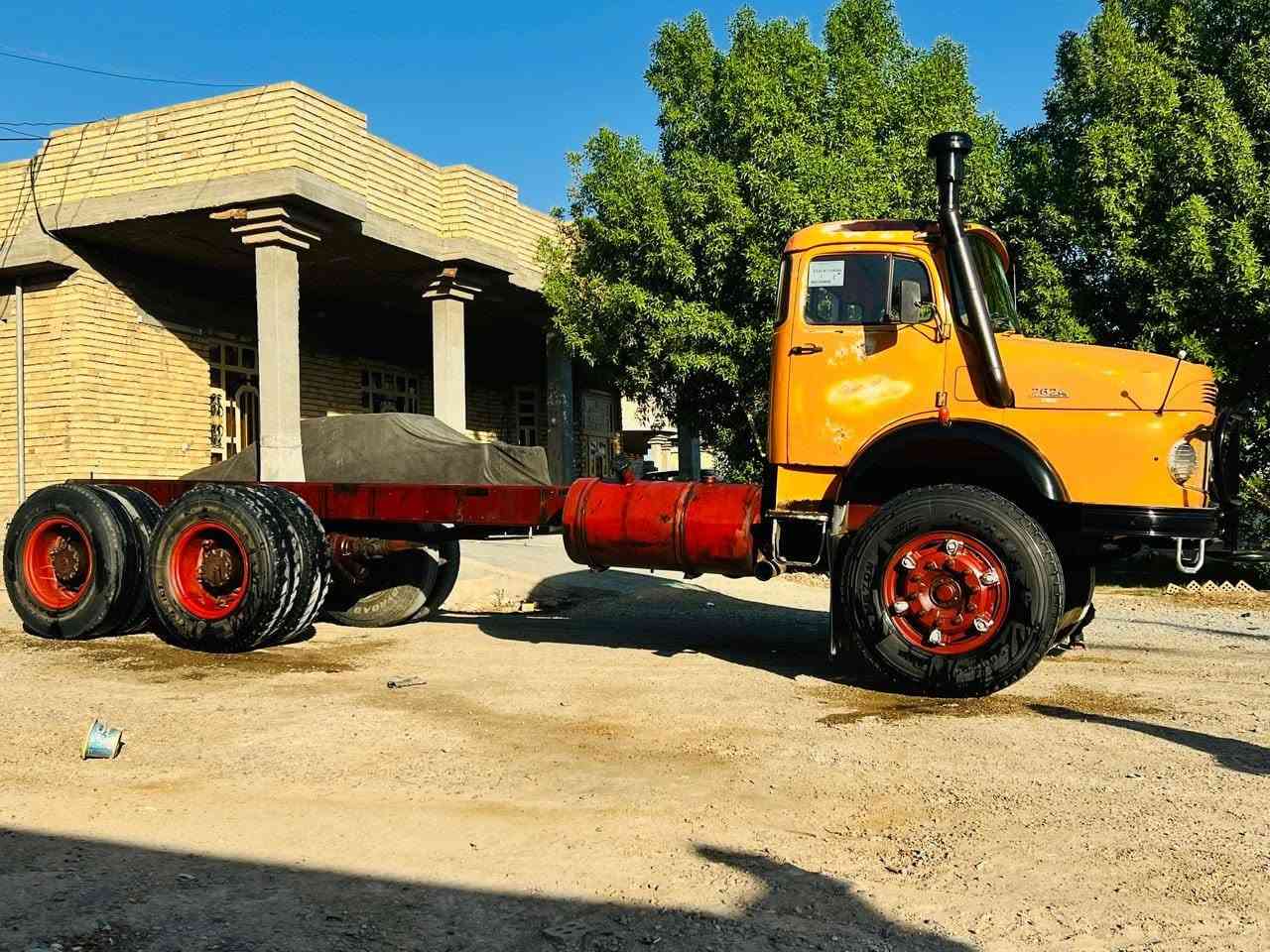 للبيع طويله بلاديه ٨٠ شاصي جديد  رقم نينوى انكليزي ٠دنكر بالسنويه ***********
