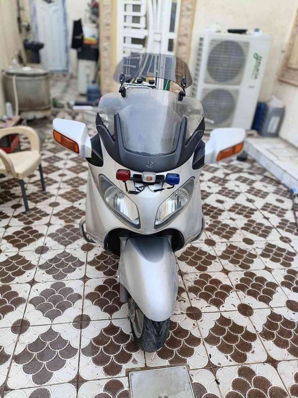 سلام عليكم دراجة سكاي ويف 650للبيع مكفوله دراجه عميه نضيفه وجاهزه ام الدروعه بولسيه ماشيه 50 كفراته 90بالميه نضافتهن تجي تفحص وشوف بعينك سعره 13 وبيه مجال مكانه كربلاء طويريج ***********الشراي بي خير ويدلل دراجه نضيفه وياهه ام بي ثري ويه التشغيل كهربائيات كله شغاله دبلات امامي خلفي جدد تايرات جدد
