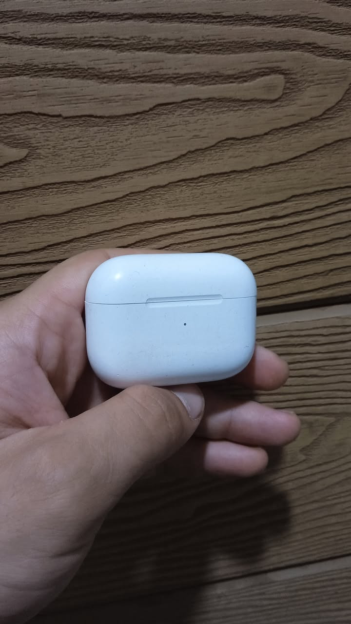 AirPods Pro • صوت يجنن • بطارية ٢–٣ أيام