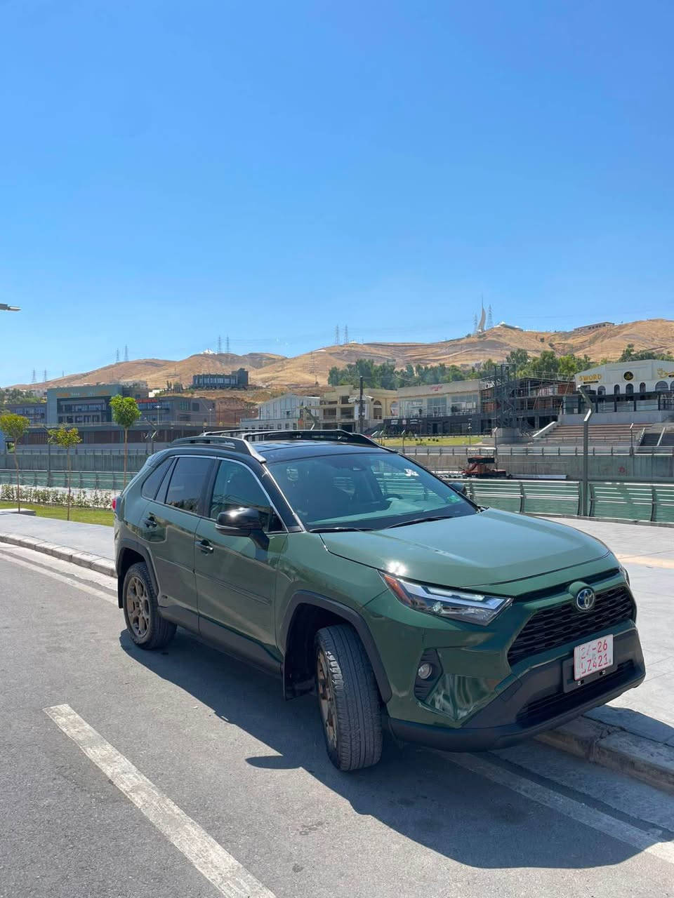 TOYOTA RAV4, WOODLAND EDITION 2024
هةزار ماشالله ليبيت رافور2024 كلين به بي صبوغ تةنها چوار پةنجة PDR كوشن سارد و گةرم +ستيرن هيتةر….رادار سياره فول ماعدا سلايت سياره وضع شريكه  مواصفات هوايه بي….سياره احلا من صورة سعر (245) و مجال مكان زاخو واتساب ***********زين*********** كركوك, العراق

