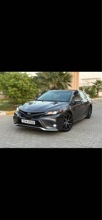 كامري موديل 2024 مكينه 2500 تنفس طبيعي  مواصفات se  ماشيه 64 الف حاله ...