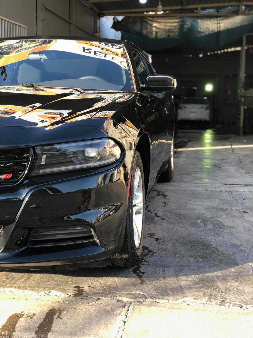 رقم موبايل الاستفسار:
***********
جارجر أسود SXT مؤصفاته معروفه
بصمه 
شاشه كبير 
كير ومحرك شرط 
ضرر جاملغ جهة السائق الأمامي بدون دواخل
بدون ايرباك.. 
بيها بطاقة بنزين
 شرط التحويل ماشيه,45 ميل
سنويه جديد رقم ألماني جديد
ماشاء الله تبارك الرحمن سياره حلوه ومرتبه مال بيت
رقم سليمانية إنكليزي.. كركوك, العراق
