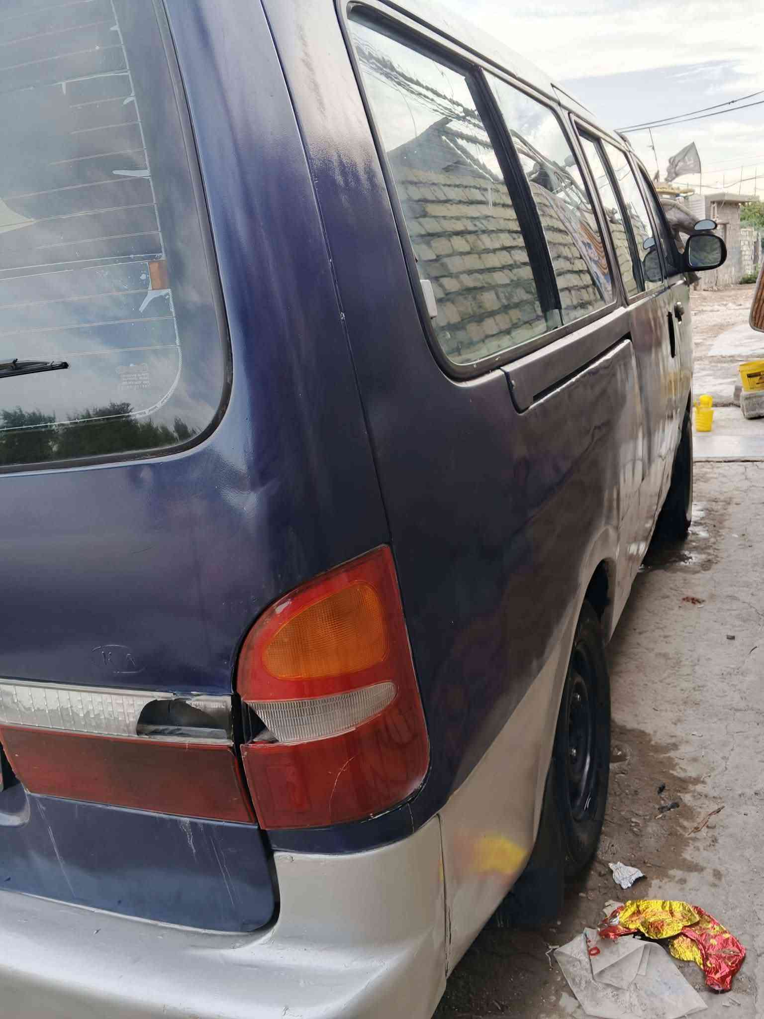 سلام عليكم للبيع كيا بريجو موديل 97 سياره مصبوغة عام
ونضيفه ومحرك 3000 مكينه بيهه خيط بخار بدون تدخين
وكير واكسل نضيفات مكفولات سنوية تنتهي لل 2030
شواصي اثنينهن معمرات درجه اولى السياره نداور ثاني يوم 
العنوان بغداد الشعله الرحمانية رجاء لحد يكلي شبيهه ما بيها 
تفاصيلها مذكوره كلهه لحد يكلي دز لي صورها هذني صورها 
كدامك اذا مو شراي لا تتعبني 
الرقم ***********
السعر 52 وبيها مجال للطيبين 
شرط التحويل
