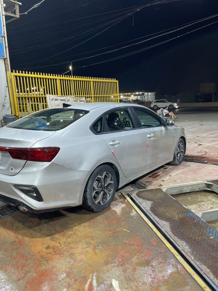 فورتي lx٢٠٢١  رقم بغداد
مواصفات عاديه 

ماشيه ٦٩ 

مكينه ٢٠٠٠ دوش 

كير cvt 

بيه منظومه غاز 

العنوان:بغداد الكماليه 

سعر ١١٨ 

***********
