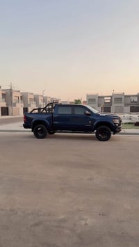 رام بيغ هورن • هيمي 5.7 • روكي ريدج