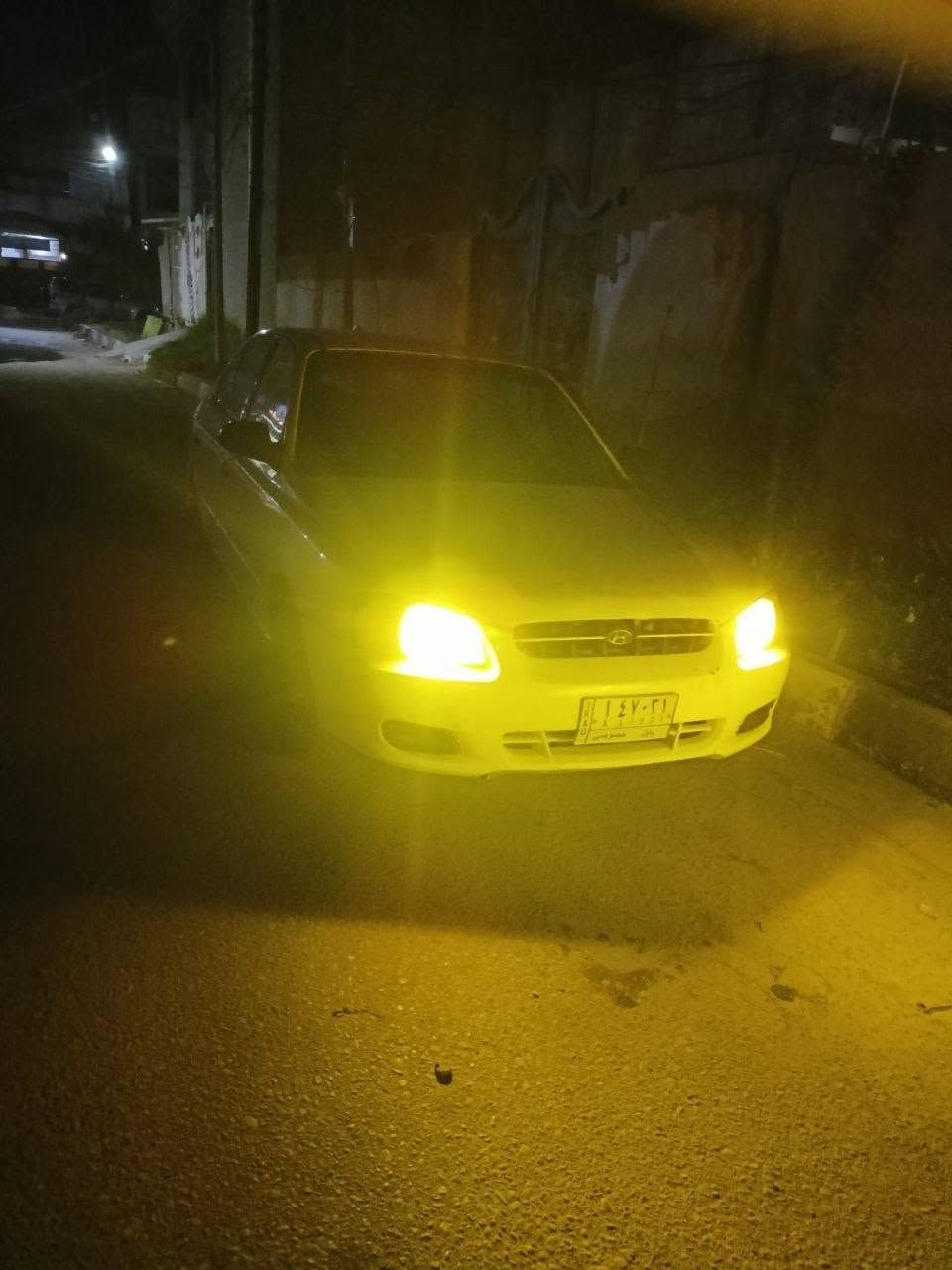 السلام عليكم 
للبيع اكسنت عظم مروري كوري 

موديل 2000 السيارة بلاديه 
رقم بابل بسمي 
تبريد شغال تخم تاير جديد مكينه كير 
حداديه جاهزة 
مكفوله مابيها ضربة فقط الدوس 
مكاني كربلاء رقمي ***********
