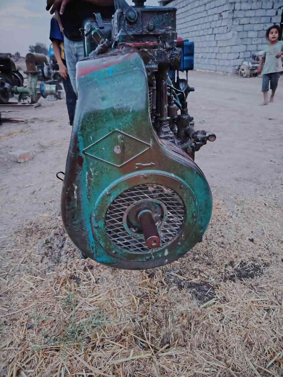 ماطور • ٢ بستم • للبيع