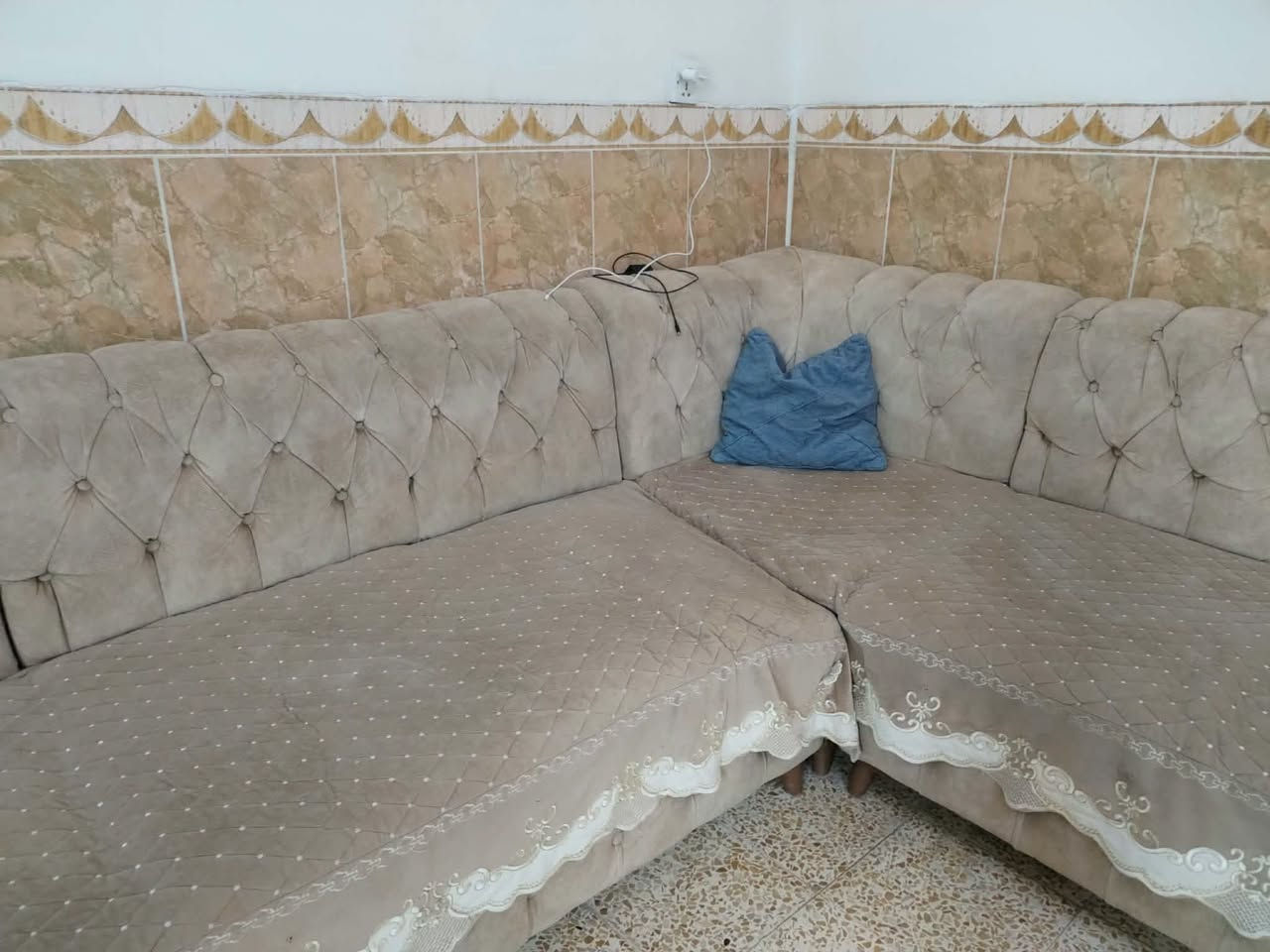 ديوان تركي • ٧ امتار