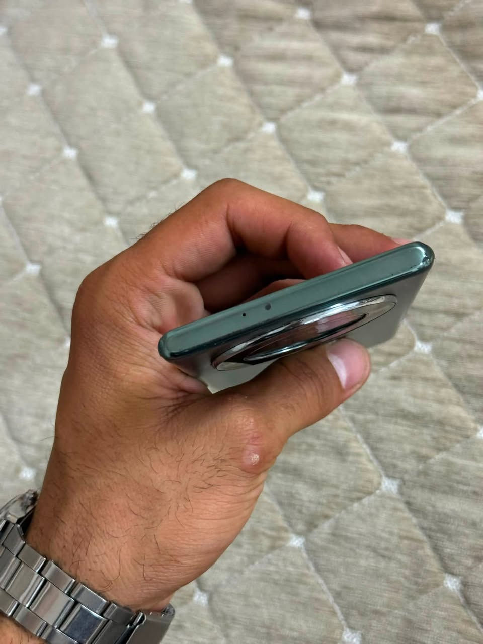 السلام عليكم هونر x9a الجهاز بس لاقطه ينرادلها تبديل تشكل هيا بس أنطيك هيا عاطله السعر 200 وبي مجال قليل *********** بي واتساب هم
