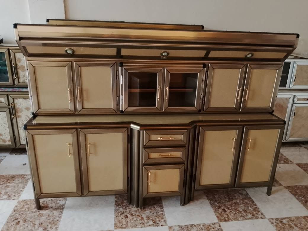 معرض يونس لتجاره الأثاث المستخدم والجديد 

كاونتر مترين ونصف احطاطة 

للاستفسار الاتصال على الرقم التالي 

*********** تكريت, صلاح الدين
