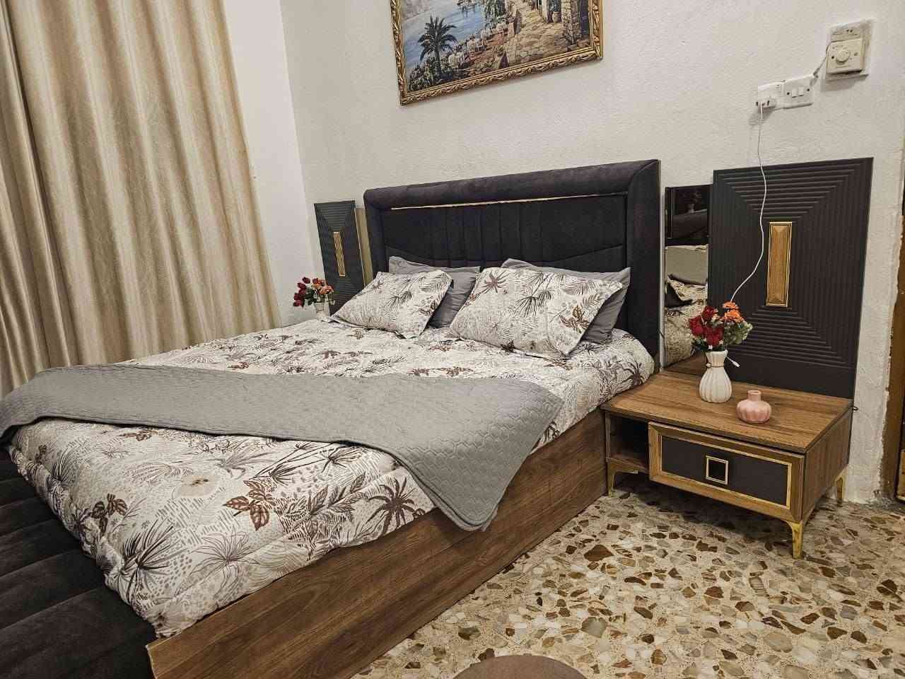 غرفه تركيه ماركه أصلي 8 قطع بسعر مناسب الاستفسار بغداد ***********
