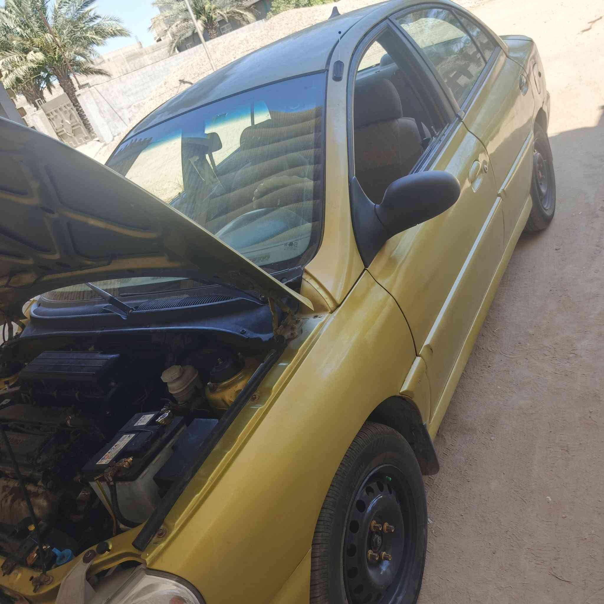 للبيع او مراوس كيا ريو موديل 2001
🔹 گير ومحرك: بحالة ممتازة 
🔹 گير: أوتماتيك
🔹 التبريد: شغال وجاهز ❄️
 ✨
🔹 الصبغ: حزام فقط 🌼 لون مميز 
🔹 الحدادية: جيدة بنسبة تقريبًا 70%
🔹 الرقم: إنكليزي، تحويل مباشر
🔹 السيارة جاهزة للاستخدام

💰 السعر: 45 ورقة
💵 بيها مجال بسيط

📍 الموقع: كربلاء – طويريج 
📞 للاستفسار: ***********
