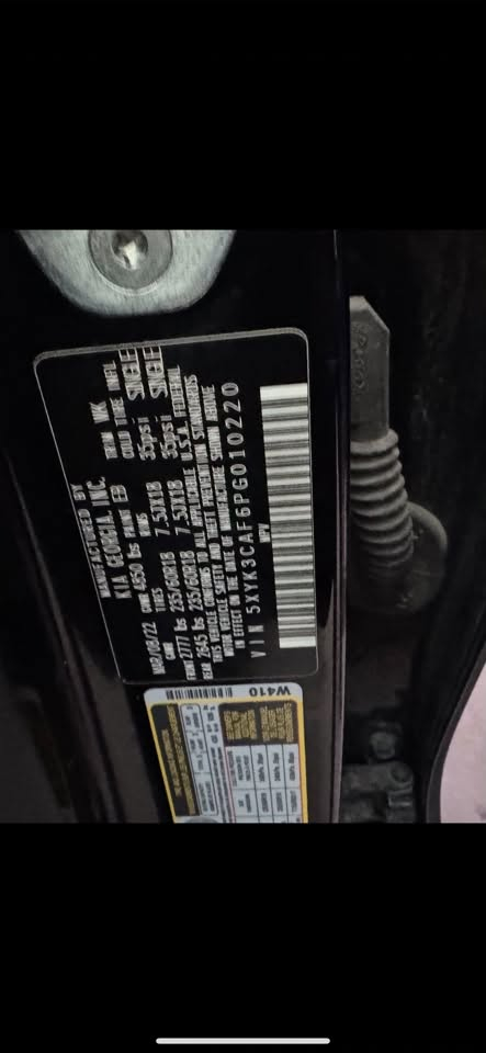 كيا سبورتج 2023 وارد امريكي حادث جدا بسيط فقط حادث فقط جاملغ سياره جديده حيل بدون اي نقص جاهزة رقم اربيل كلشي متصرف سياره نص فول معروفه مواصفاتها سياره بانزين فقط مو هايبرد السعر ١٧٥ مجال جدا بسيط حك جيه مكاني اربيل اي استفسار 
‭ ***********
