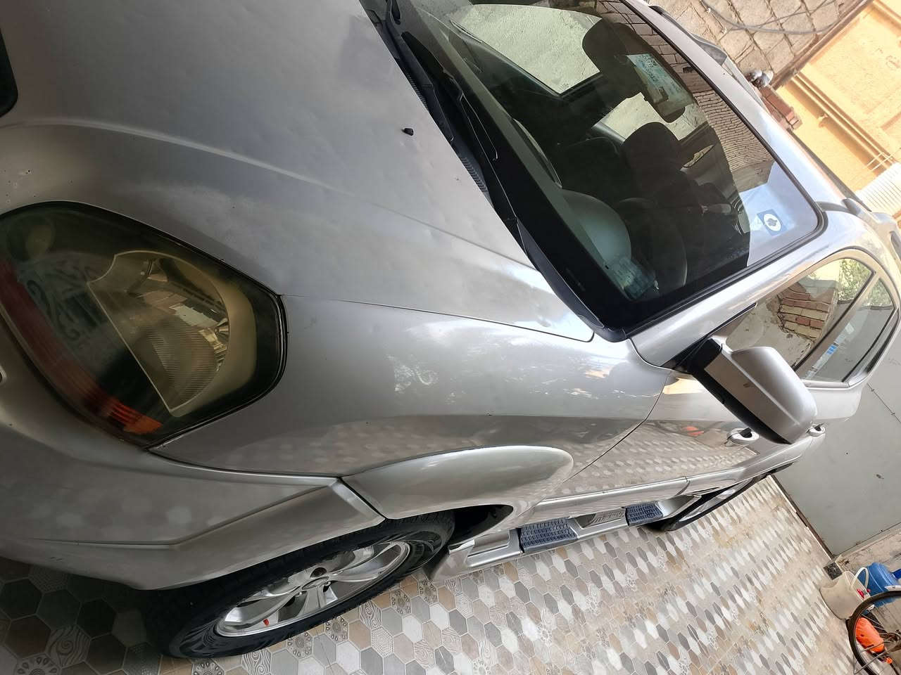 توسان • ٢٠٠٩ • بدون صبغ