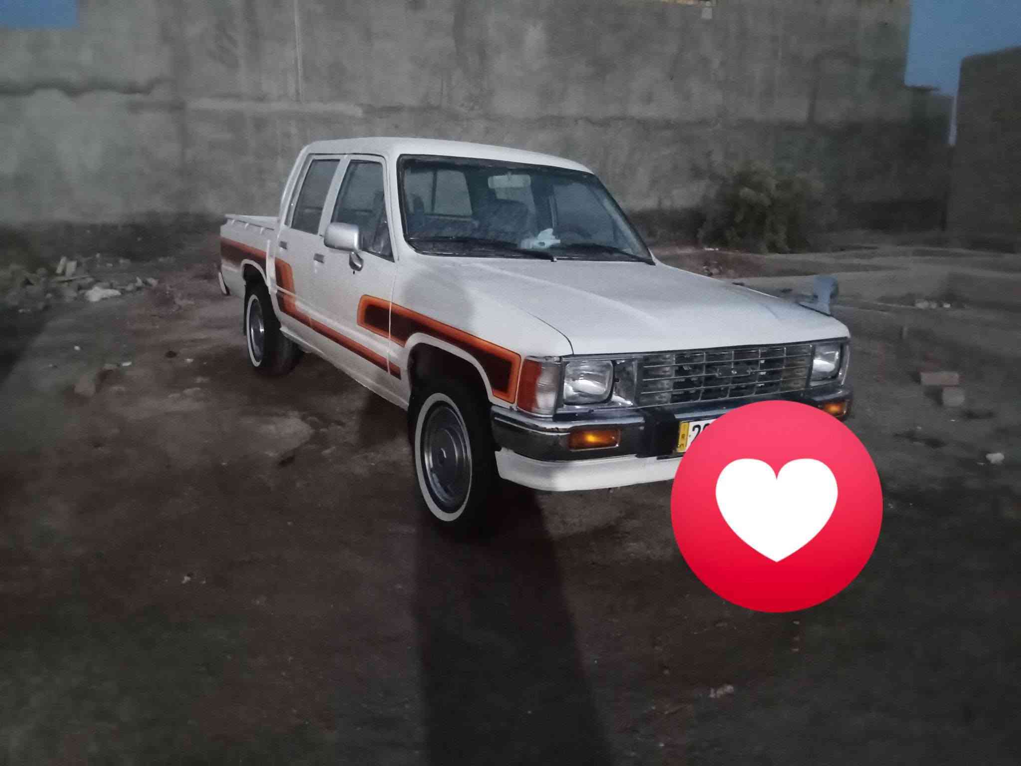 سلام عليكم سياره بيكم 
موديل88 مكينه كير حداديه شاصي تخم تاير 
كهرباءيات سياره جاهزه رقم انكليزي مداور ثاني يوم
واسط مكاني ناصريه مركز ***********
