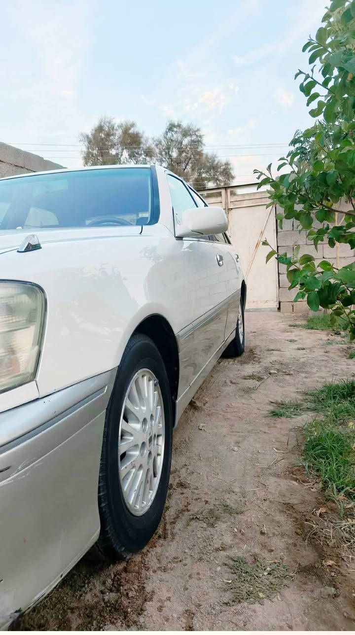 ملكه ادوات كصه جنطه دكمه وحده دي فور زغير 
جاهزه تبريد ثلج حداده طخم تاير متؤمه كركوك انكليزي شرط حاسبه سياره نضيفه شرط بعده بريحته سعره 32 وبيه مجال بسيط مكاني ناصريه ترهم مراوس باصولي اي استفسار خاص

نص مكتوب في الصور:
- تعديل النص