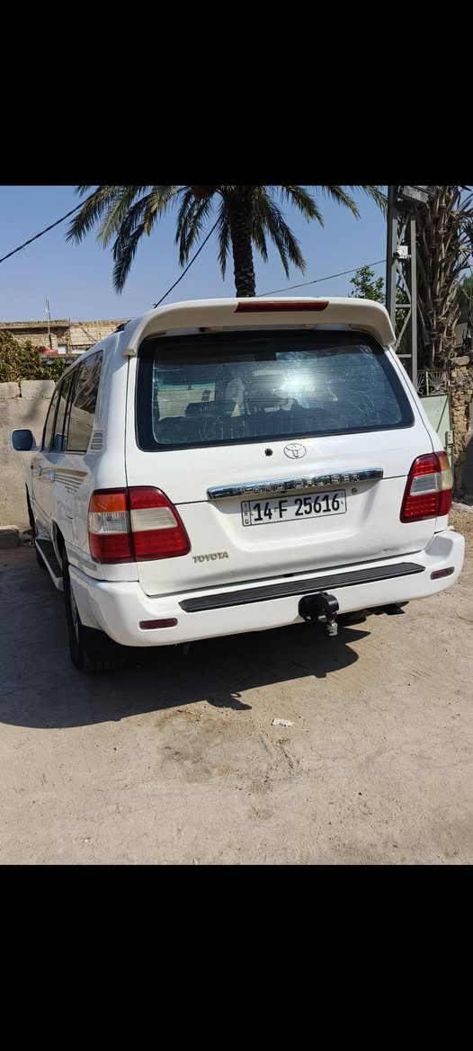 لاندكروز موديل 2000 مصبوغه عام كير ومحرك 3000 vvti طخم تاير باتري جديد مكاني كربلاء المقدسة السعر 115 للاستفار ***********
