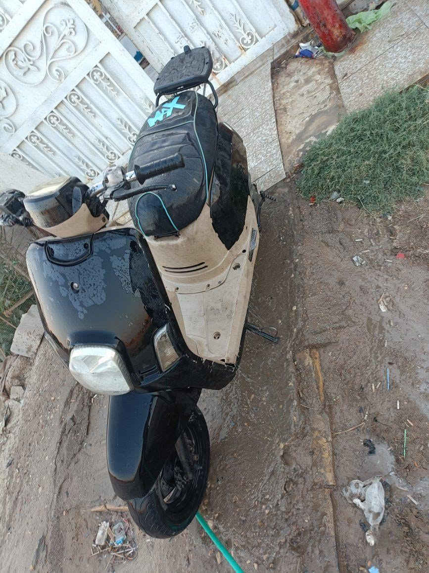 ماكس بوليسي شغاله هندر كهربيات شغاله نهضه قويه وسريعه ب400وبيه مجال مكاني فضليه ***********
