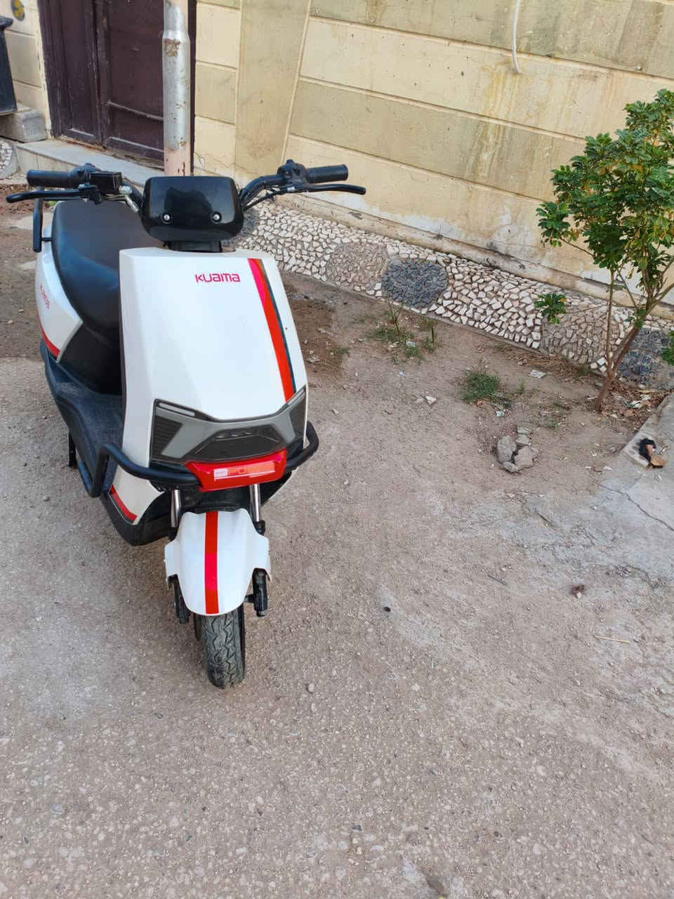 دراجة شحن • سرعتها ٧٠ • شحن ٦٥كم