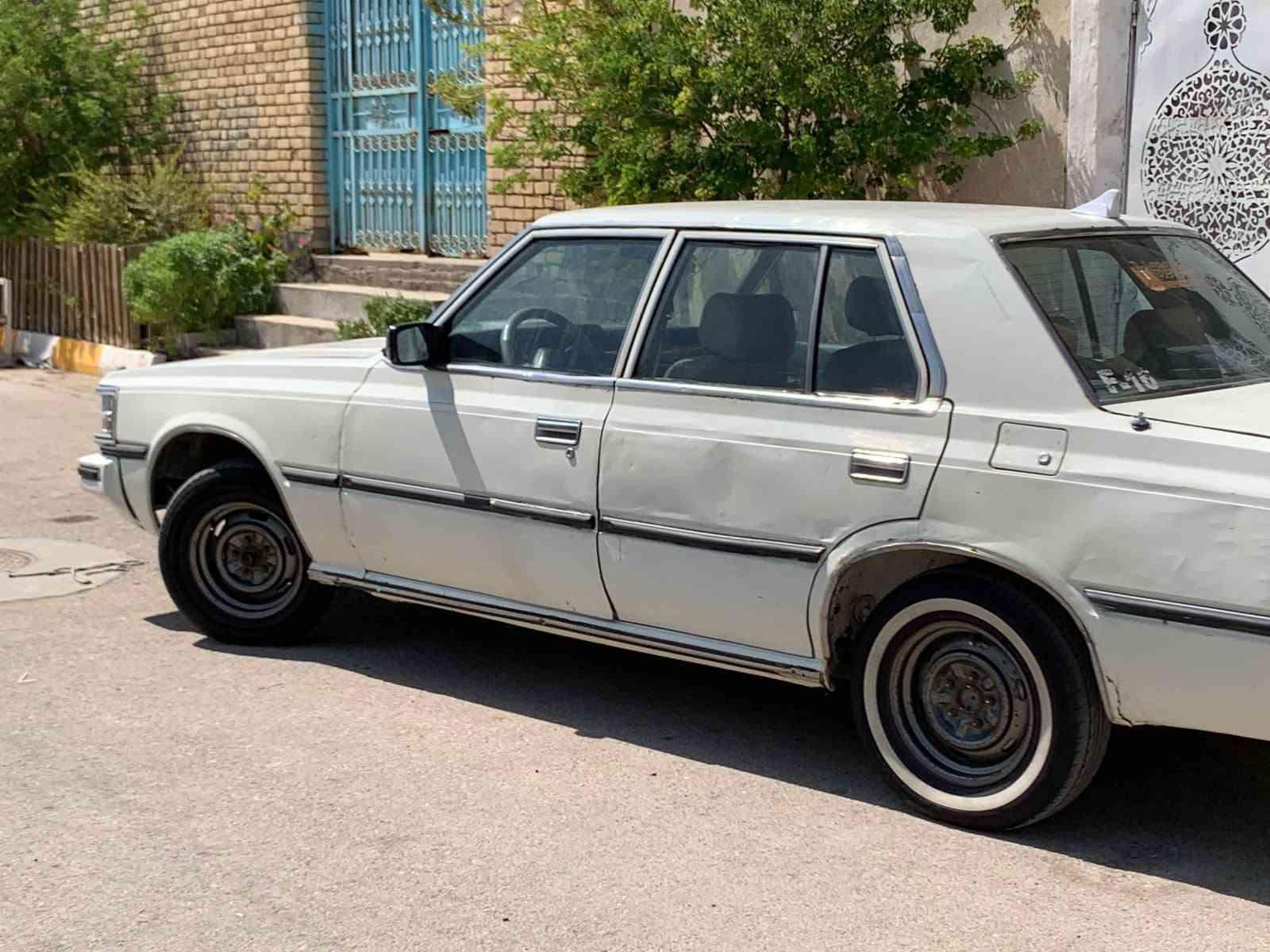 السلام عليكم
كراون سوبر 1982
السياره جاهزه من الطول للطول
جام كهرباء كله شغال 
تخم تاير جديد 
محرك نضيف
حدادية جديده 
مابيها صبغ فقط تعميرات بسيطه من الربل الاسود لجوه
رقم بغداد

مكاني ناصريه مركز 
للتواصل ***********
ابوعلي الغزي
