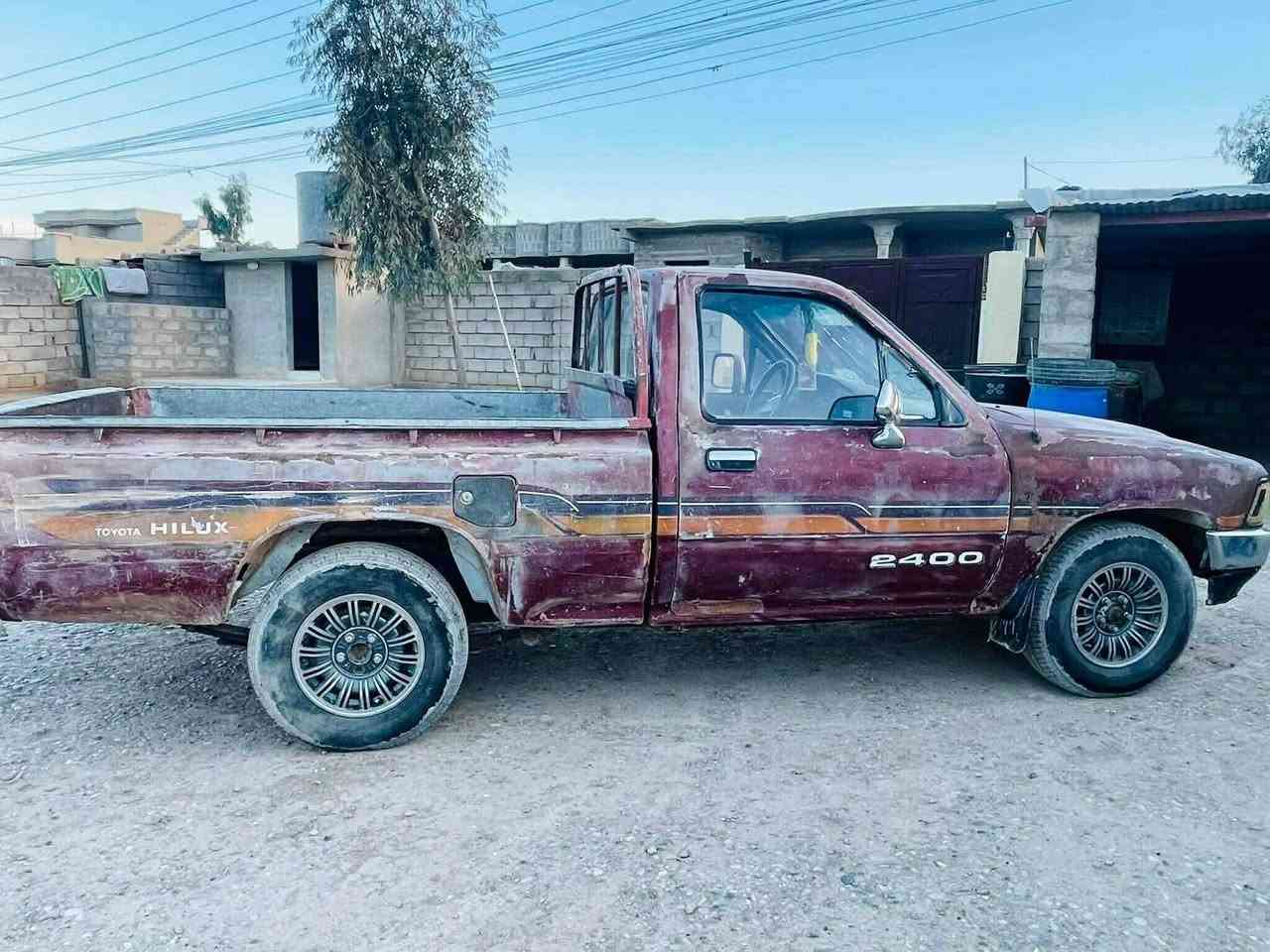 بيكم موديل 90 للبيع 
محرك كروسيده معمر رايمن نضيف 
كير اكسن شرط و الگشر گدام العين 
سعر 34 وبي مجال 
رقم نينوى شرط التحويل 
 
***********

نص مكتوب في الصور:
- نينوى
